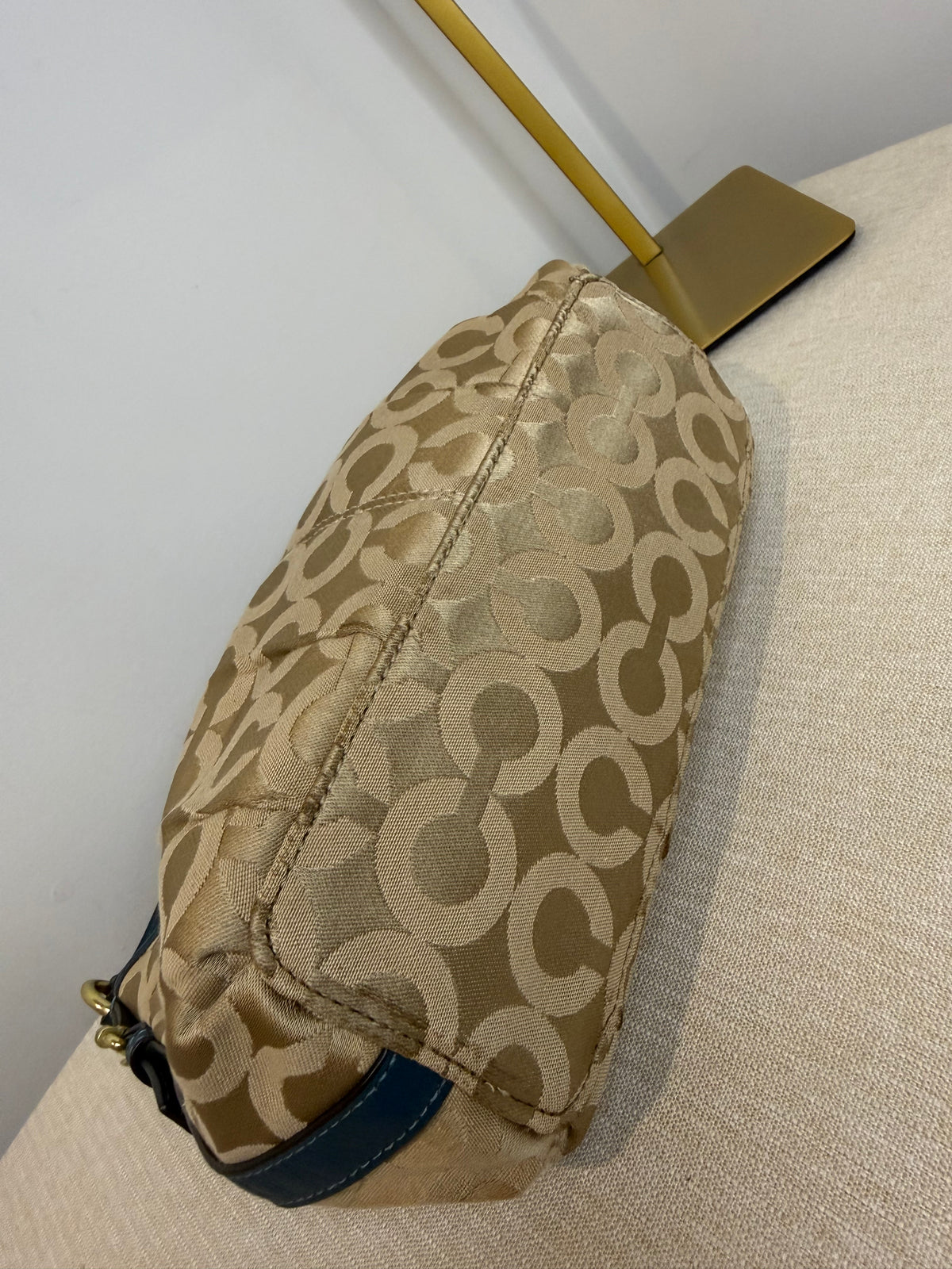 Pre-owned Coach canvas Madison Blue shoulder bag