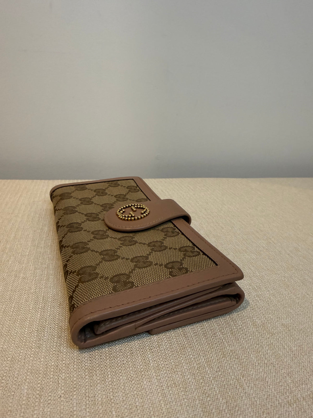 Pre-owned Gucci Pink Canvas Long Continental wallet