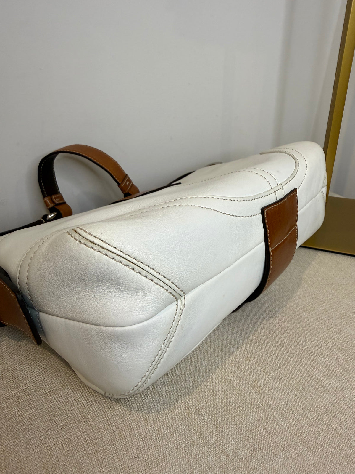 Pre-owned Coach Leather White and Brown SoHo Flap Shoulder bag 2004 vintage
