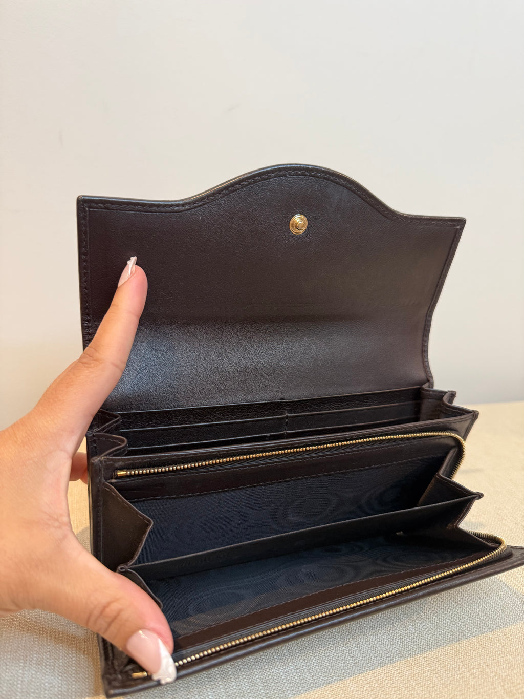 Pre-owned Gucci brown canvas sukey continental long wallet