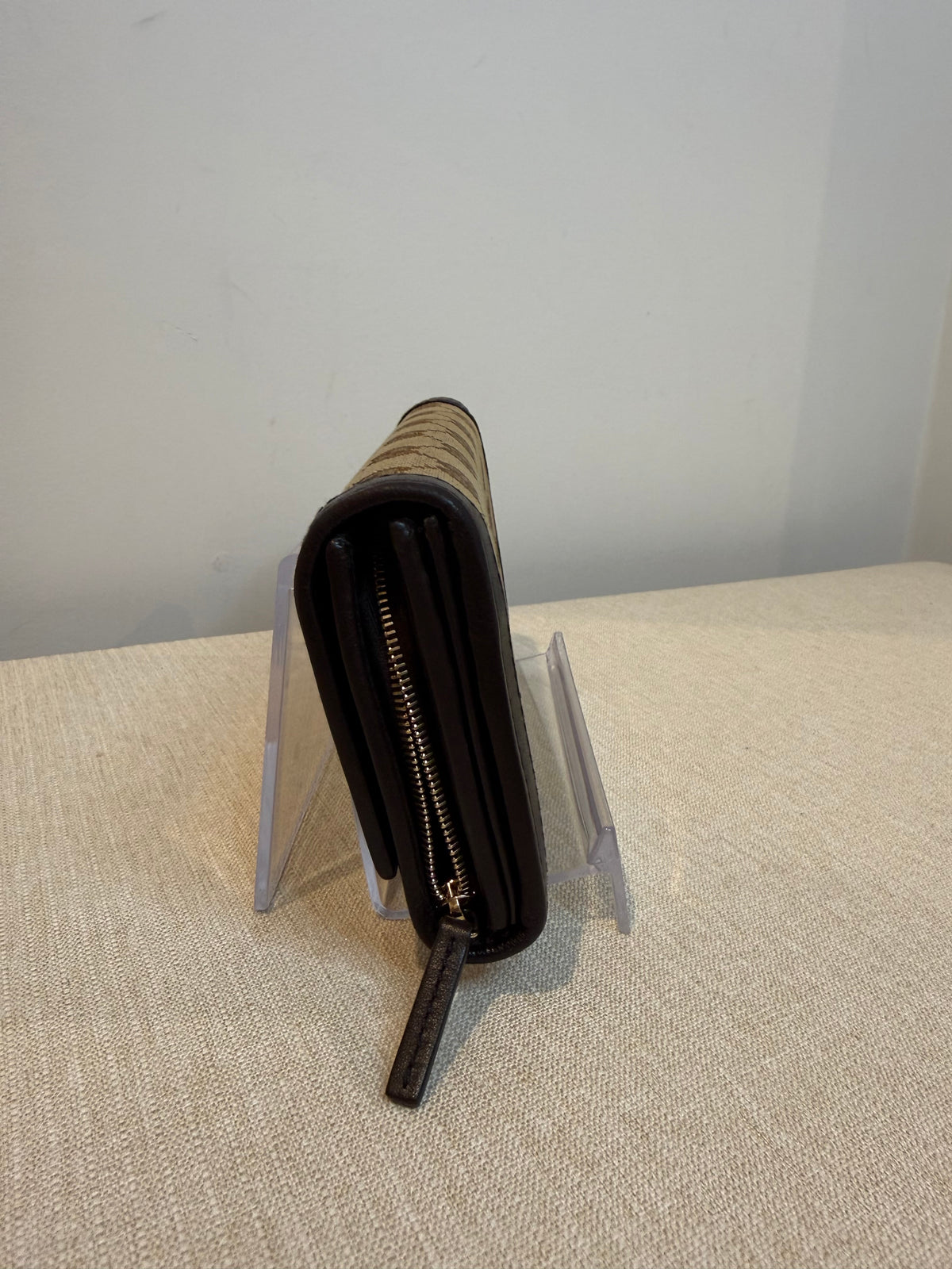 Pre-owned Gucci brown canvas sukey continental long wallet