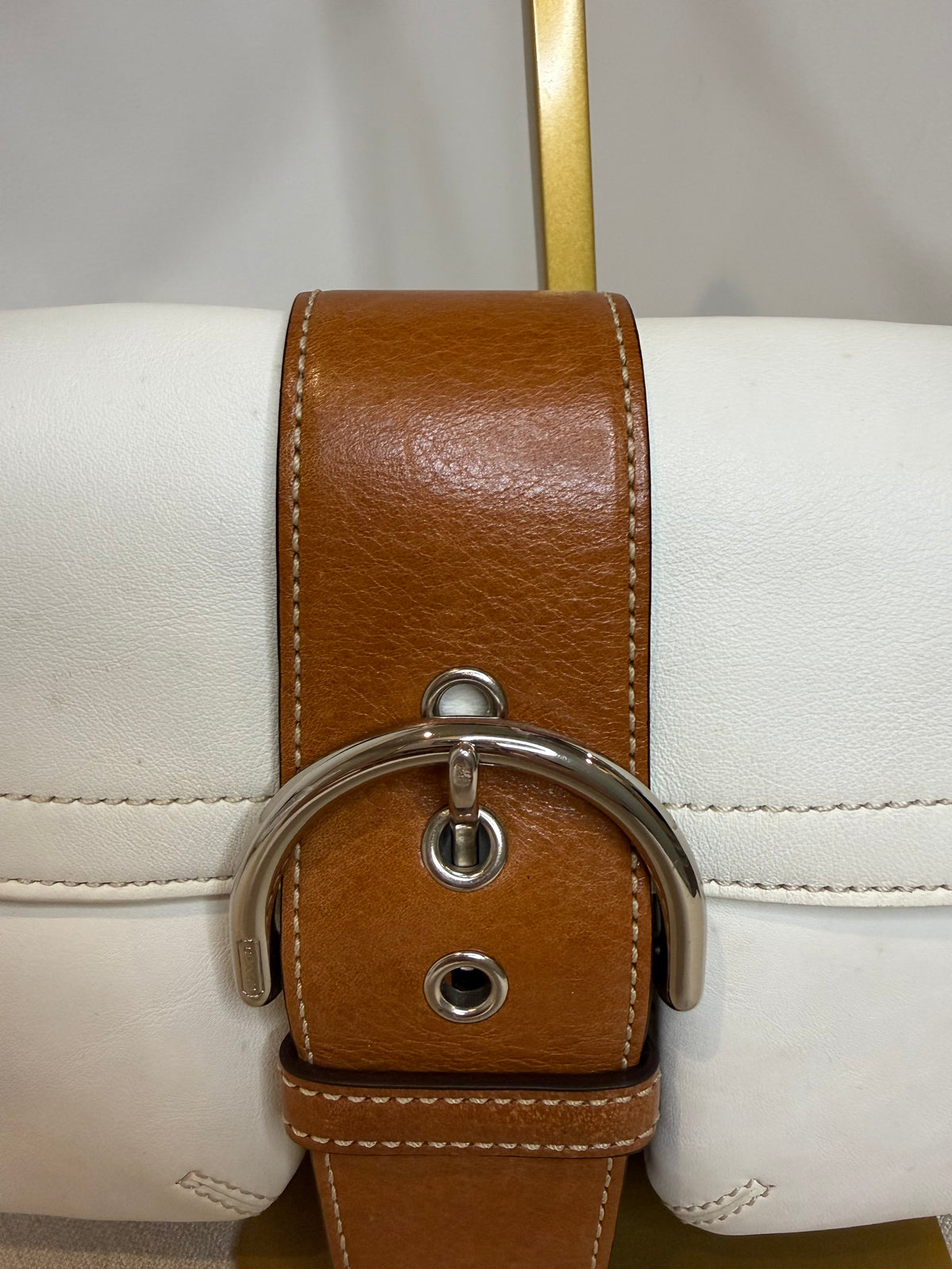 Pre-owned Coach Leather White and Brown SoHo Flap Shoulder bag 2004 vintage