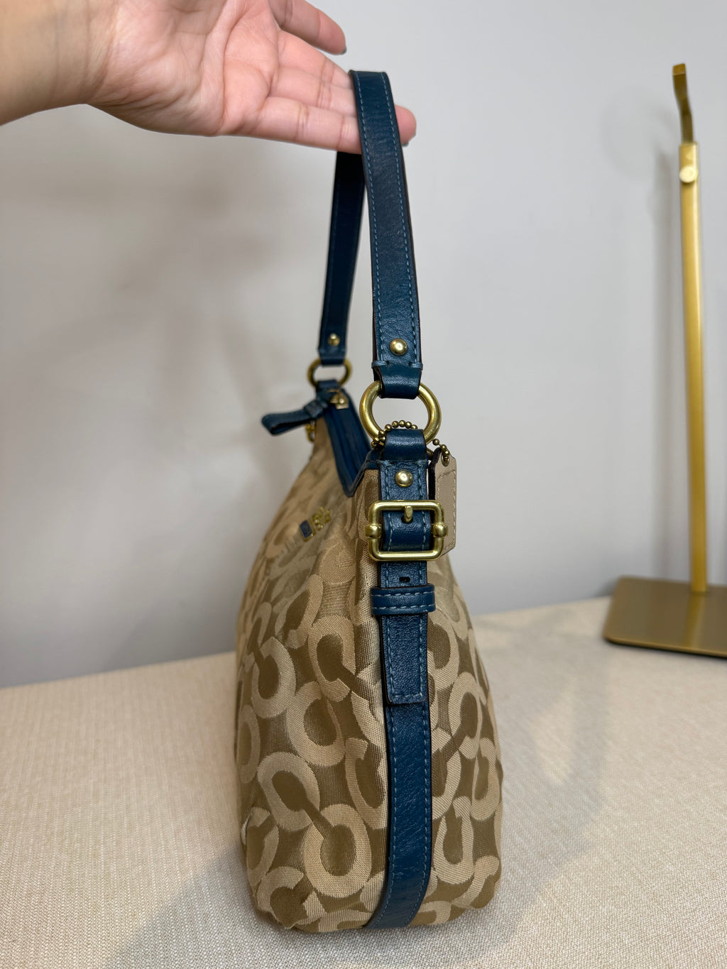 Pre-owned Coach canvas Madison Blue shoulder bag