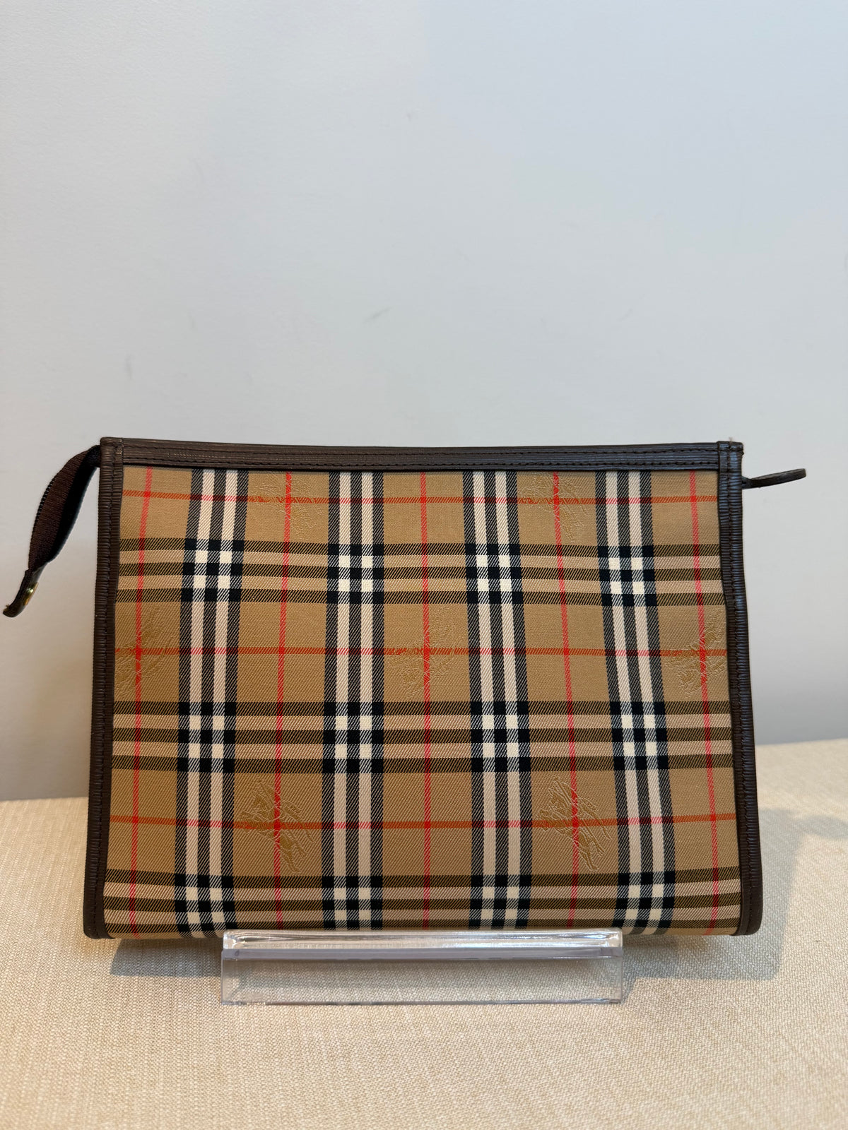 Pre-owned Burberry Novacheck Clutch Handbag
