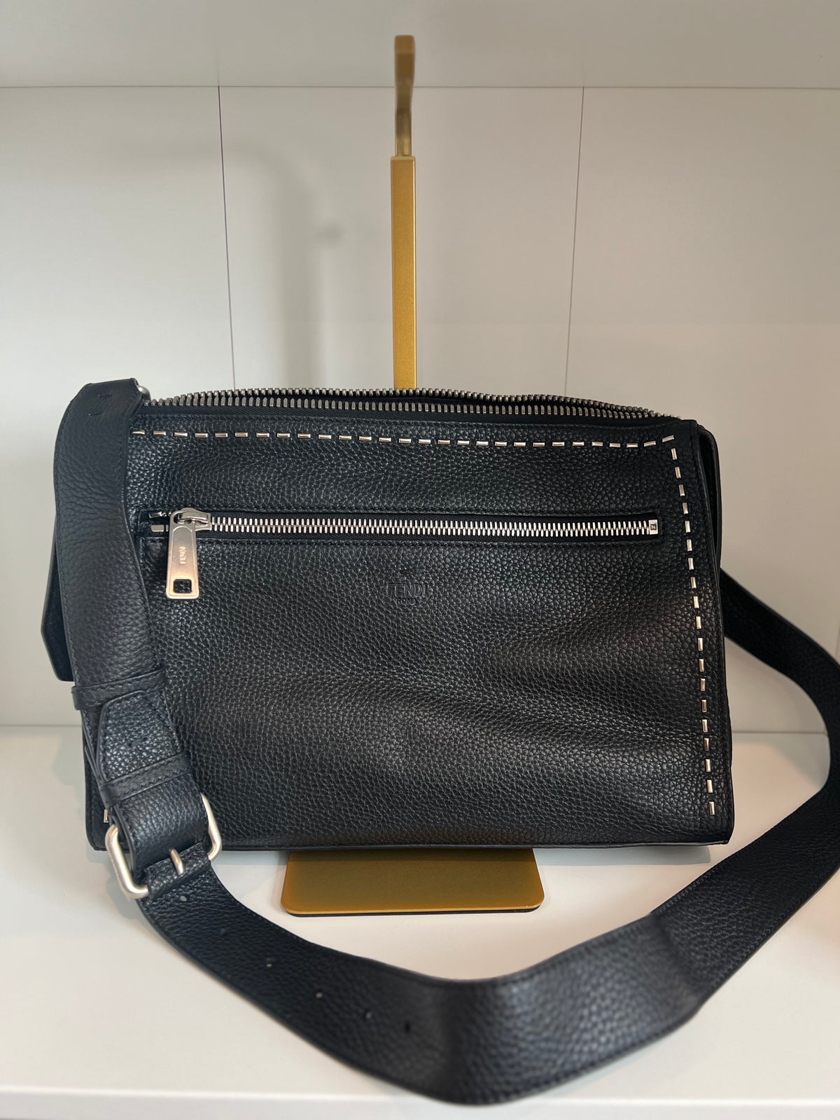 Pre-owned Fendi leather Selleria Ray crossbody messenger bag