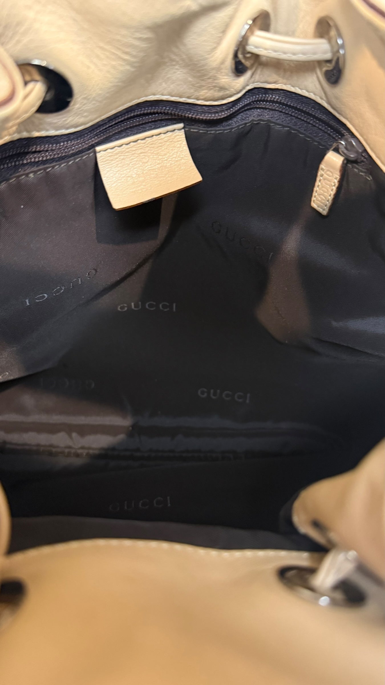 Pre-owned Gucci leather beige shoulder hobo bag