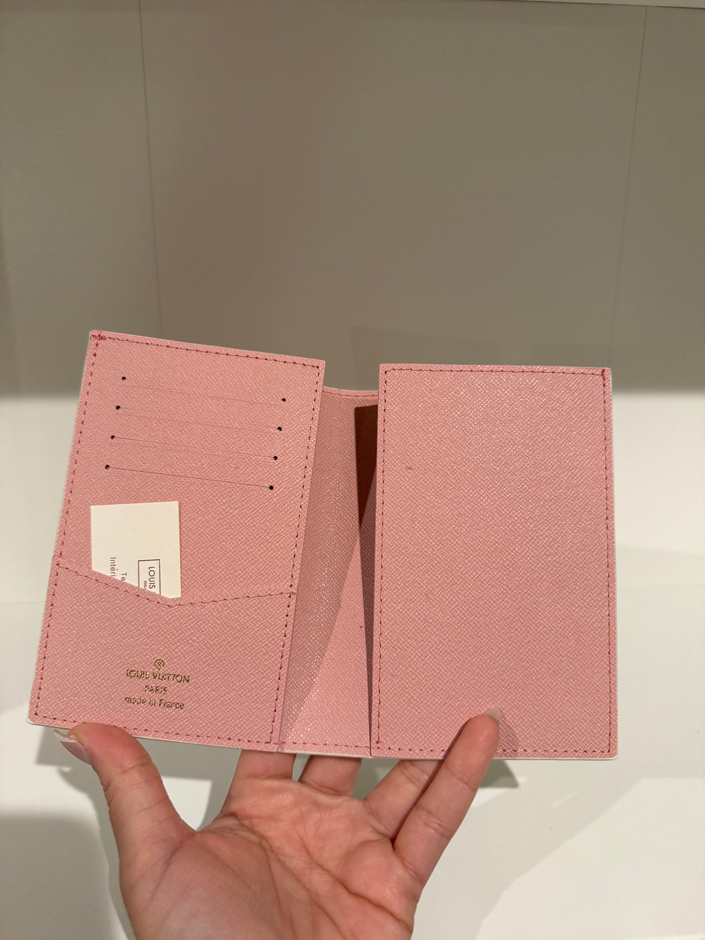 INSPIRED Bird Passport holder