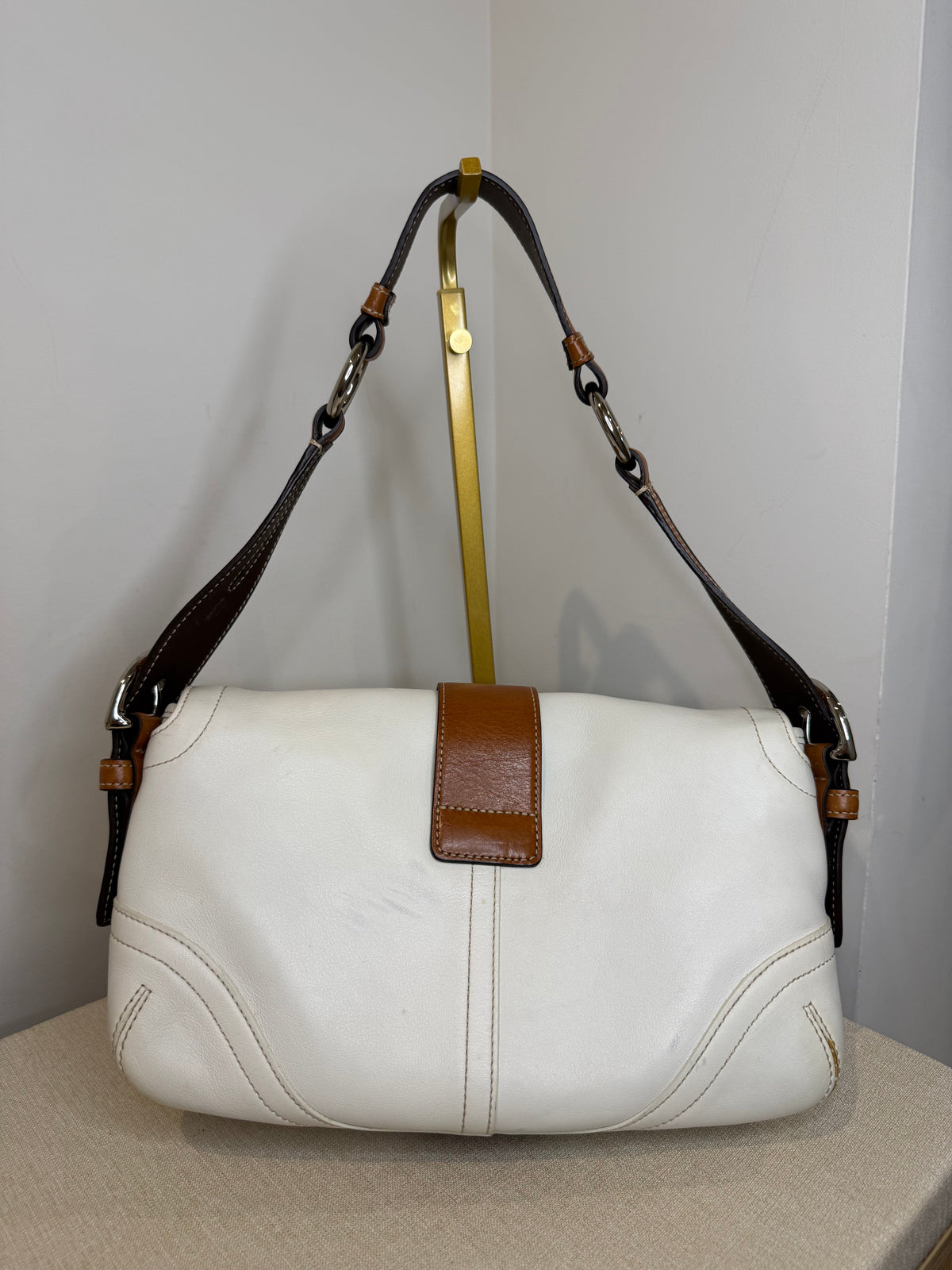 Pre-owned Coach Leather White and Brown SoHo Flap Shoulder bag 2004 vintage