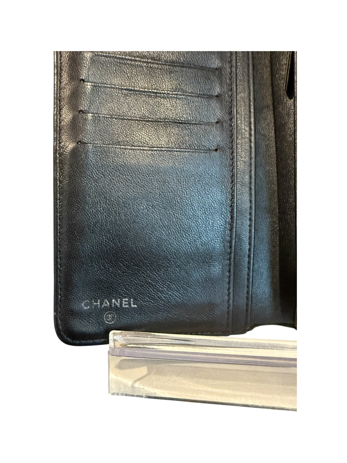 Pre-owned Chanel Lambskin Leather Quilted Long Wallet
