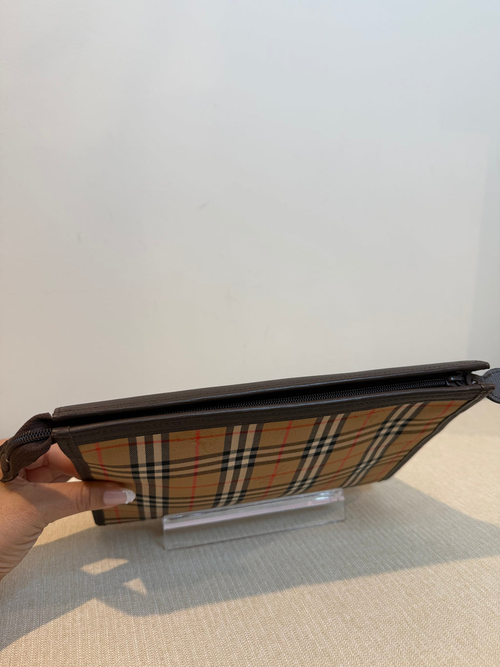 Pre-owned Burberry Novacheck Clutch Handbag