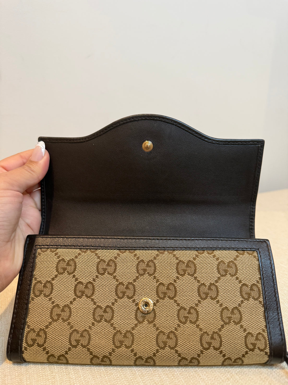 Pre-owned Gucci brown canvas sukey continental long wallet