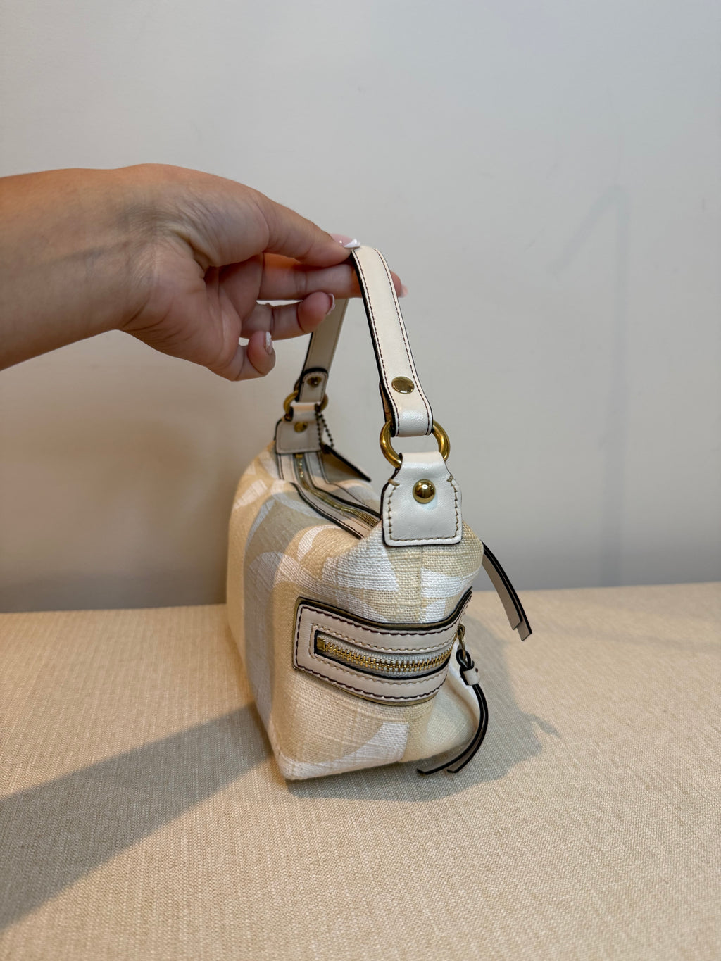 Pre-owned Coach Canvas Mini White tonal handbag 2006 Vintage