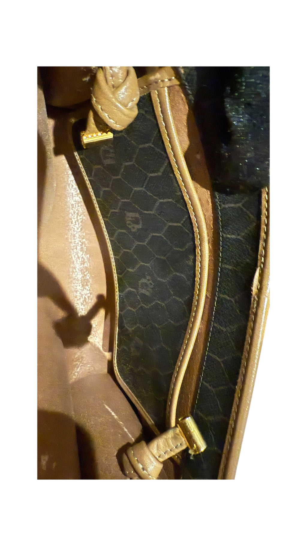 Pre-owned Dior vintage honeycomb shoulder bag
