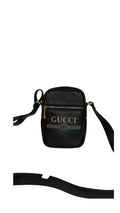 Pre-owned Gucci leather Small Sherry logo crossbody bag