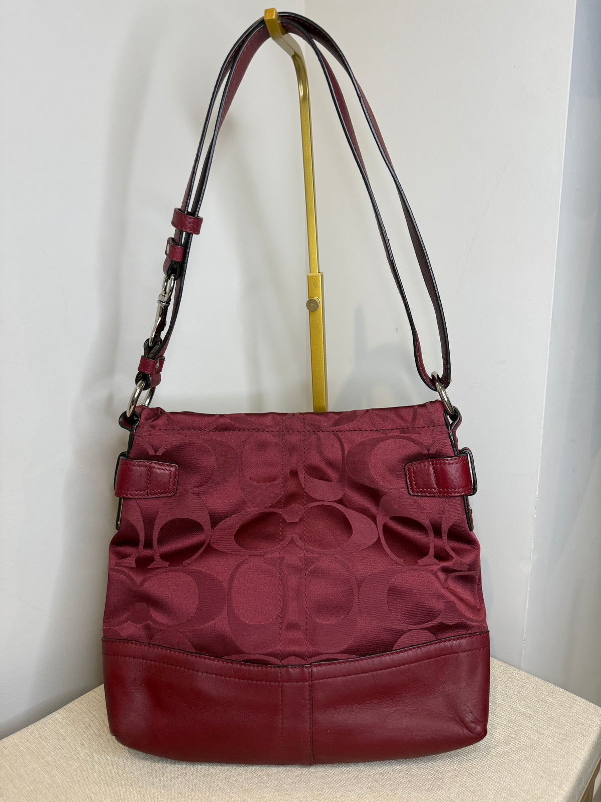 Pre-owned Coach Burgundy Chain Hobo shoulder bag 2011