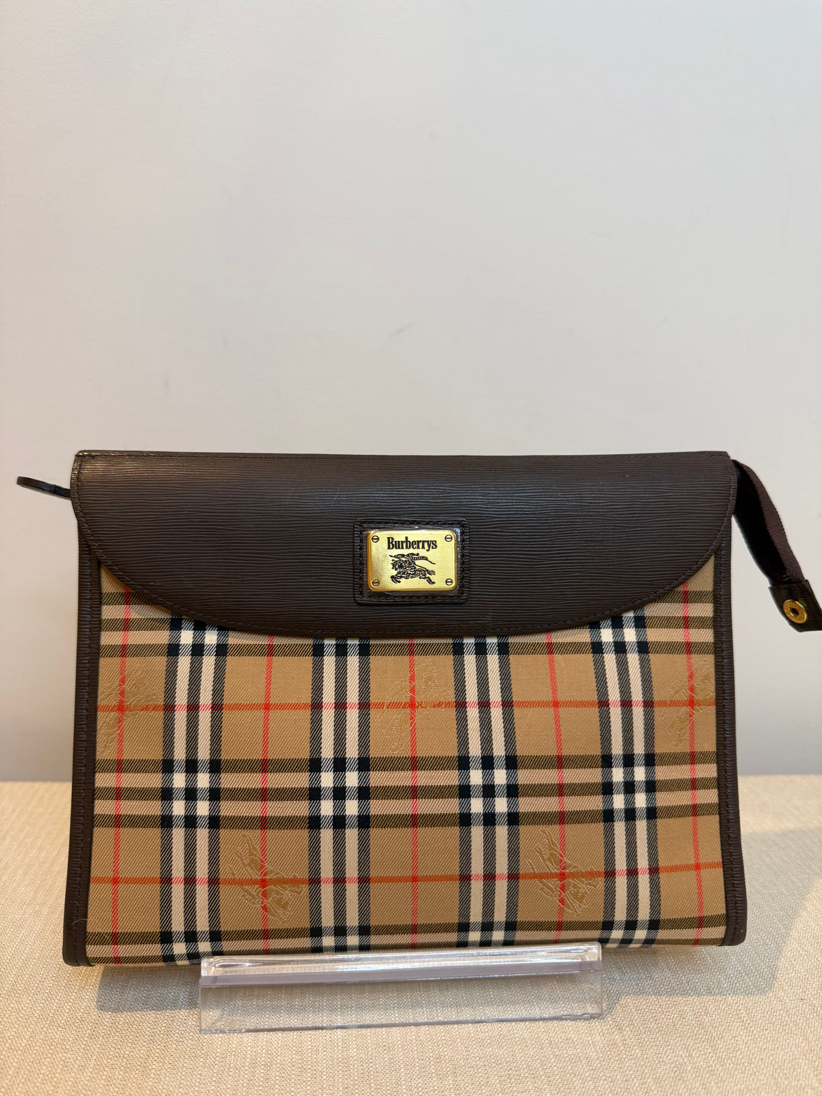Pre-owned Burberry Novacheck Clutch Handbag
