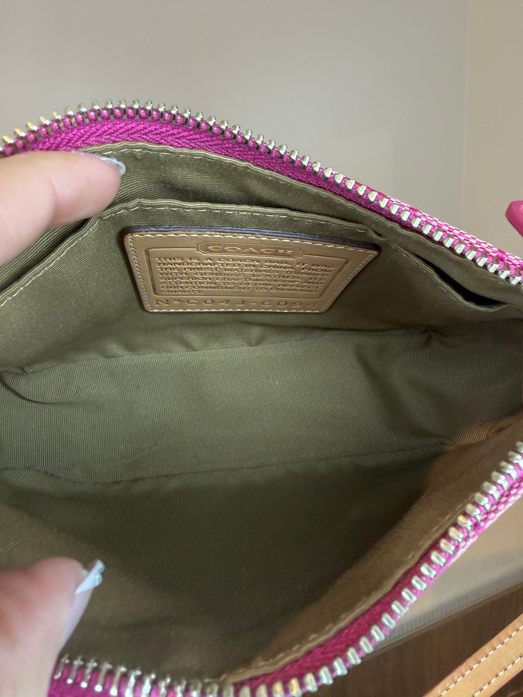 Pre-owned Coach Barbie Pink Demi Shoulder Bag 2004 Vintage