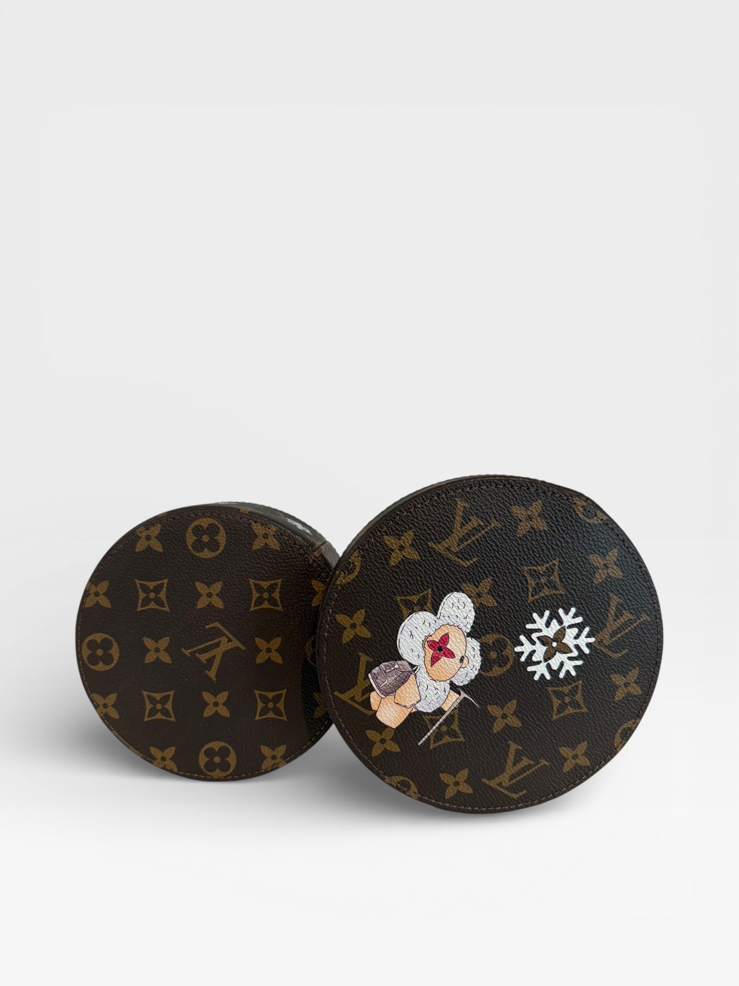 INSPIRED Vivi Snow Circle Jewelry Case