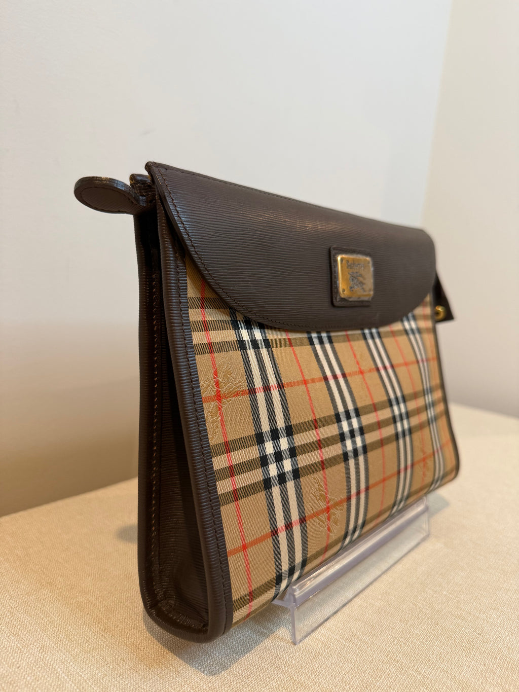 Pre-owned Burberry Novacheck Clutch Handbag