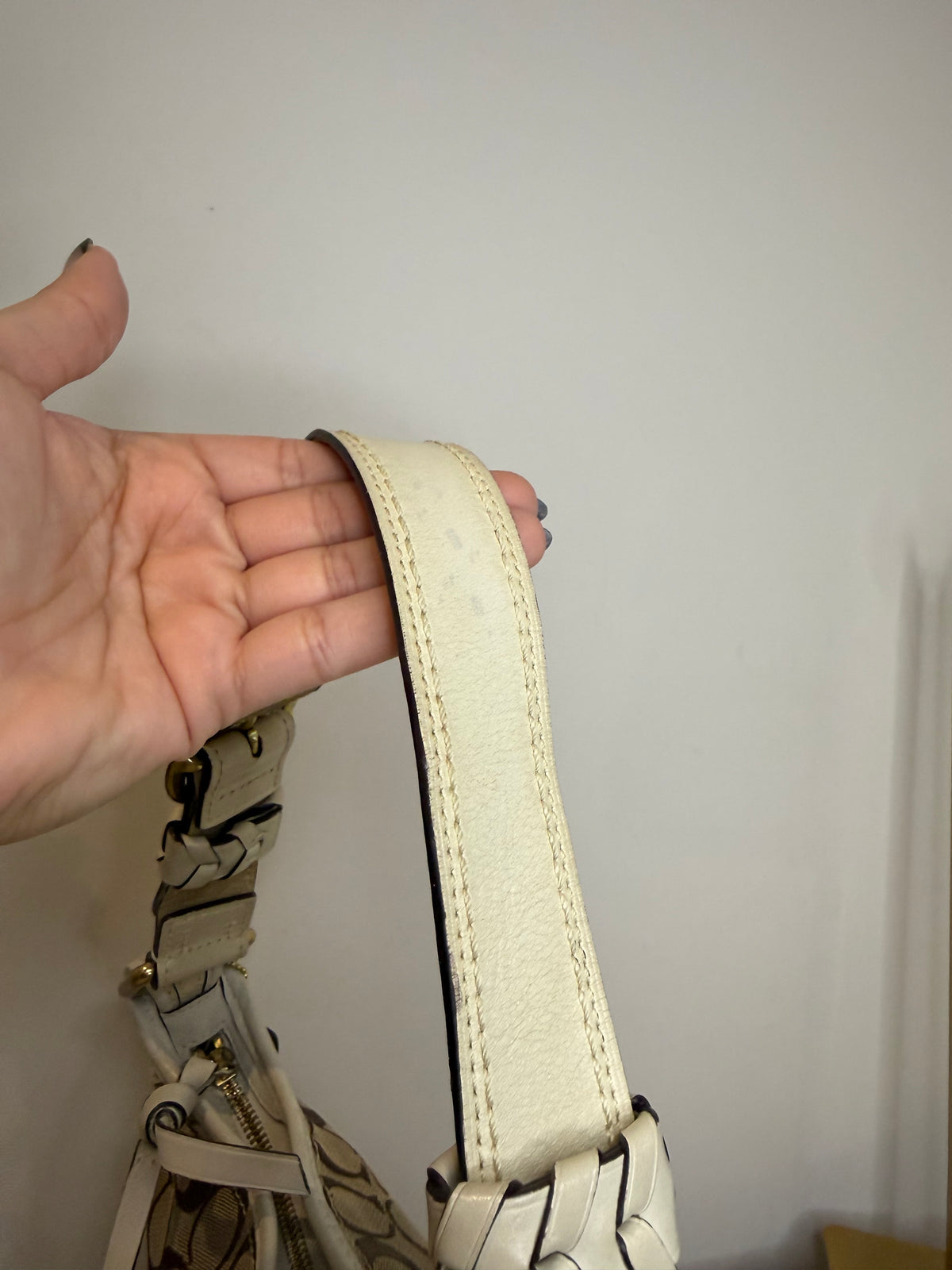 Pre-owned Coach Cream Signature Hobo Shoulder Bag 2007