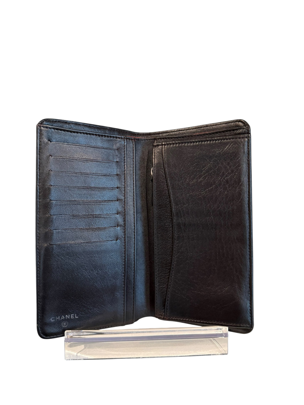 Pre-owned Chanel Lambskin Leather Quilted Long Wallet